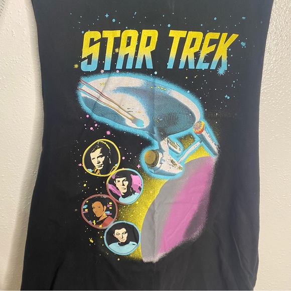 Star Trek tank top. - Picture 8 of 9